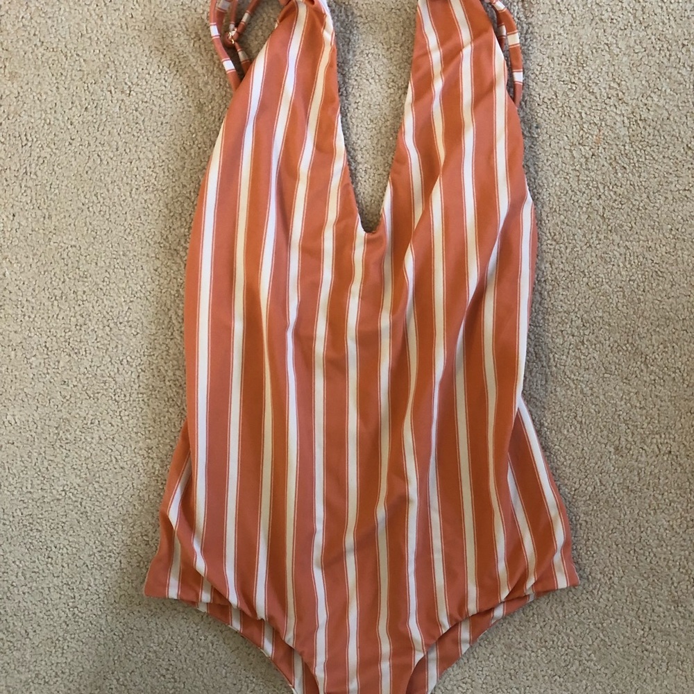 Tori praver one piece